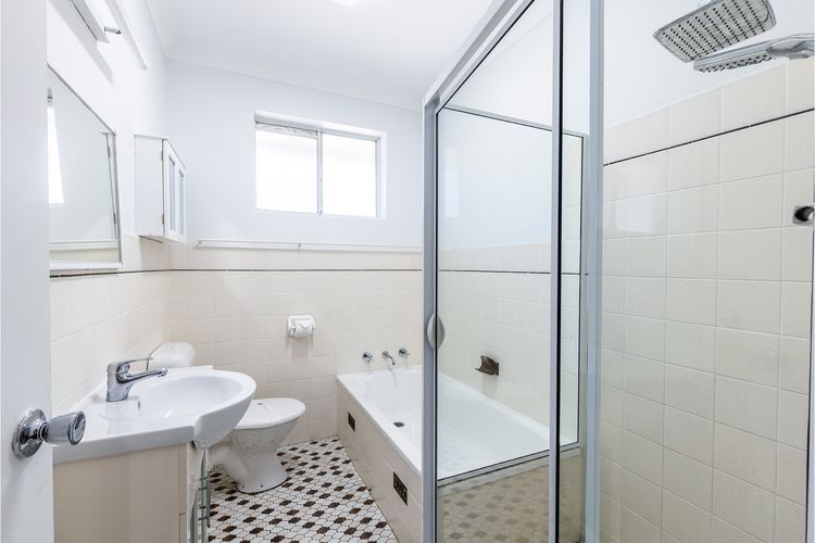 Kiah, 12/53 Victoria Pde – Panoramic water views, WIFI and Air Con