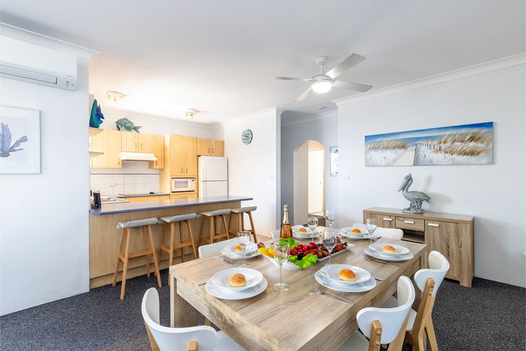 Kiah, 12/53 Victoria Pde – Panoramic water views, WIFI and Air Con