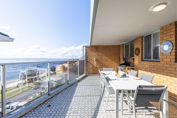 Kiah, 12/53 Victoria Pde – Panoramic water views, WIFI and Air Con