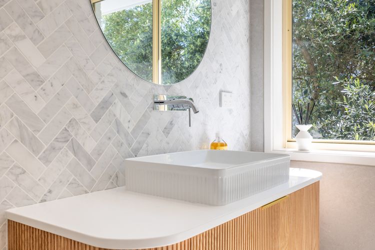 The Birubi Beach House, 11 Campbell Ave – Close to the beach, pet friendly holiday home