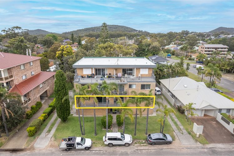Veronica Court 2, 4 Weatherly Cl – Between Little Beach & Shoal Bay Beach, WiFi & Aircon