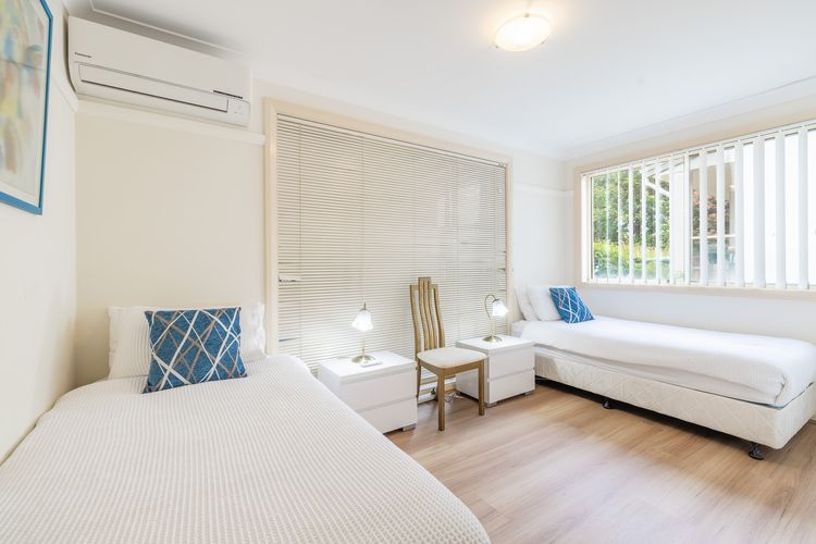 Sea Breeze, 1/23 Stubby St Nelson Bay – Pet Friendly duplex with boat parking, air con and wi-fi