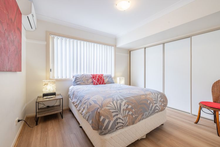 Sea Breeze, 1/23 Stubby St Nelson Bay – Pet Friendly duplex with boat parking, air con and wi-fi