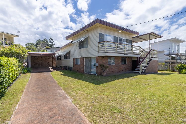 Golden Sands 2 Short Street, Air Con, WIFI, Beach View