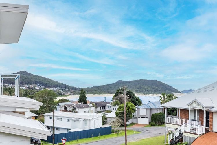 Golden Sands 2 Short Street, Air Con, WIFI, Beach View