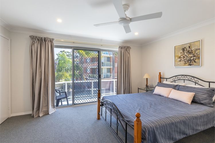 Kristie Court 2, 7 Weatherly Cl close to the beach with WiFi