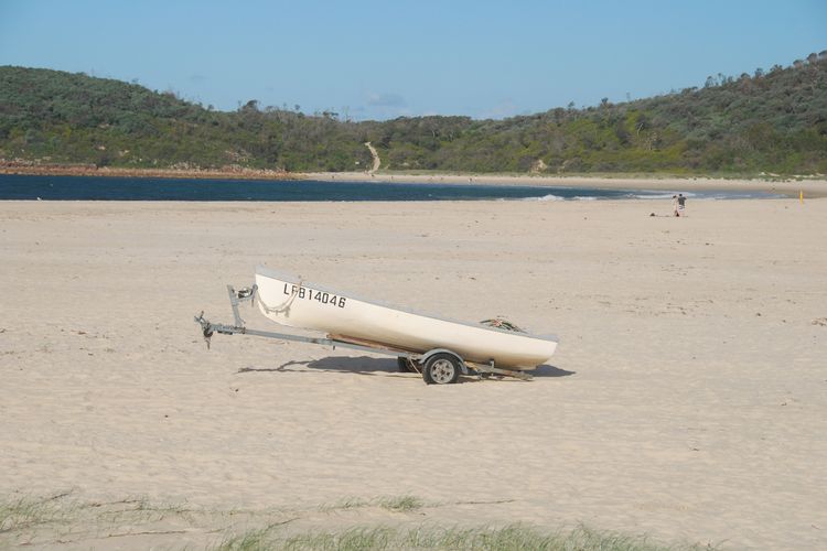 Ocean Shores, 12/27 Weatherly Cl – Waterfront Unit with Sensational Water Views, NBN Internet (WIFI) & Air Conditioning
