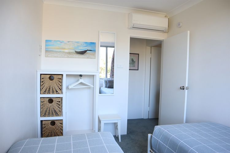 Ocean Shores, 12/27 Weatherly Cl – Waterfront Unit with Sensational Water Views, NBN Internet (WIFI) & Air Conditioning