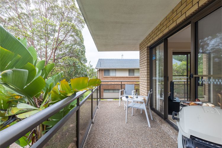 3 Victory Court, 3 Columbia Cl spacious unit close to Little Beach