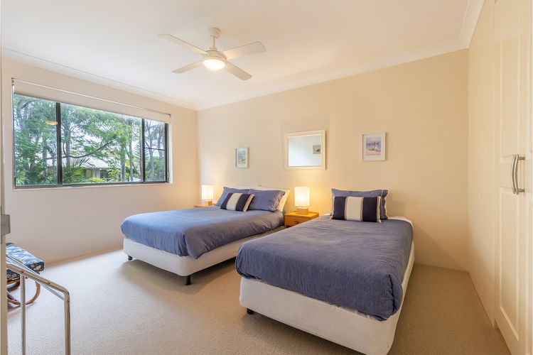 3 Victory Court, 3 Columbia Cl spacious unit close to Little Beach