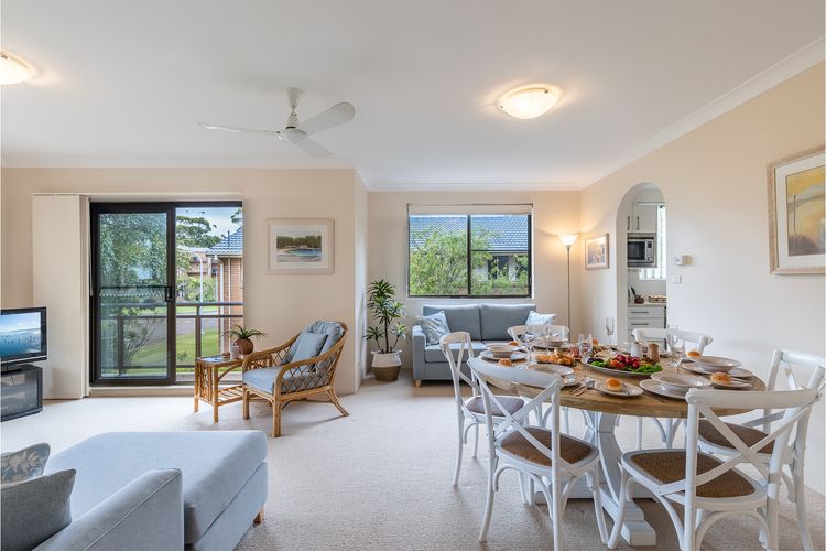 3 Victory Court, 3 Columbia Cl spacious unit close to Little Beach