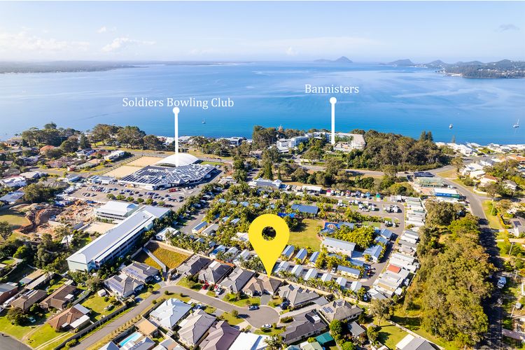 15 Oasis Close, Soldiers Point