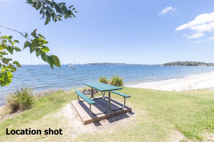 15 Oasis Close, Soldiers Point