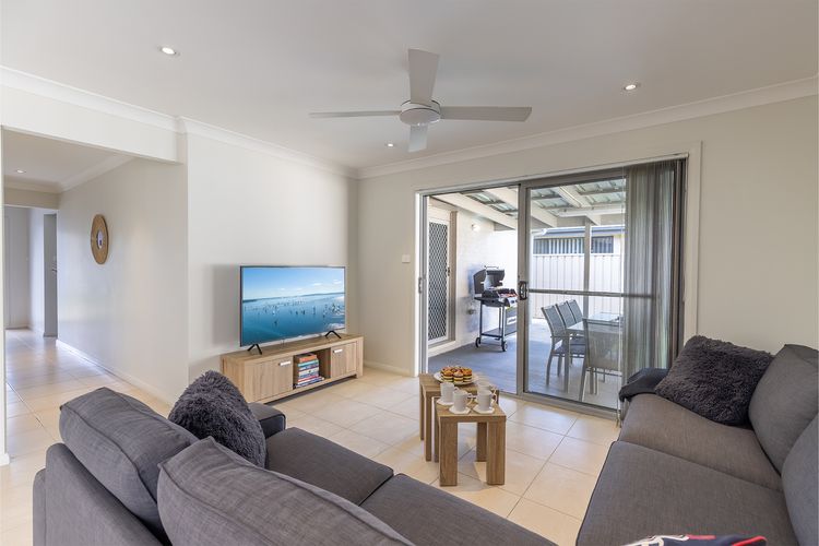 15 Oasis Close, Soldiers Point