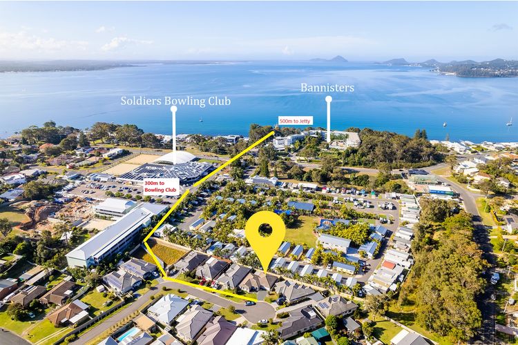 15 Oasis Close, Soldiers Point