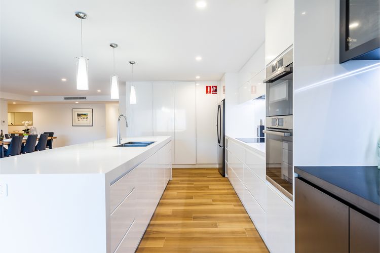 5 Kingfisher, 5-7 Ondine Close, Nelson Bay, luxury apartment with WIFI and air conditioning