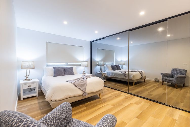 5 Kingfisher, 5-7 Ondine Close, Nelson Bay, luxury apartment with WIFI and air conditioning