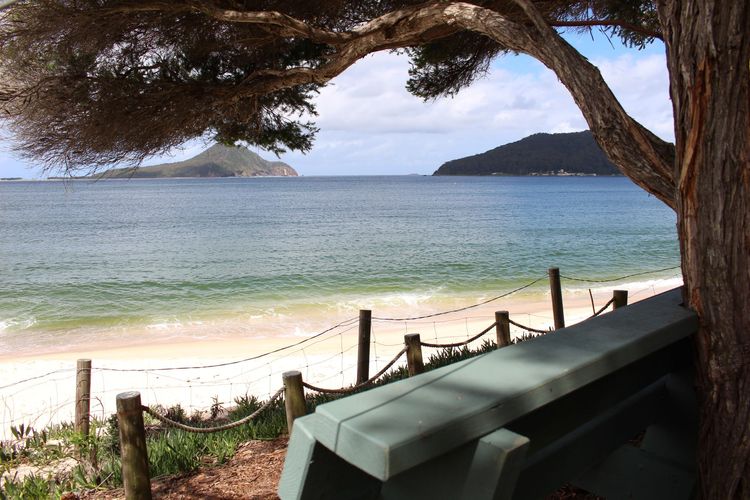 5 Kingfisher, 5-7 Ondine Close, Nelson Bay, luxury apartment with WIFI and air conditioning