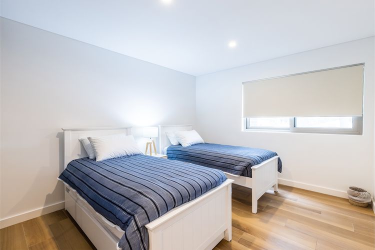 5 Kingfisher, 5-7 Ondine Close, Nelson Bay, luxury apartment with WIFI and air conditioning