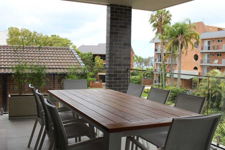 5 Kingfisher, 5-7 Ondine Close, Nelson Bay, luxury apartment with WIFI and air conditioning