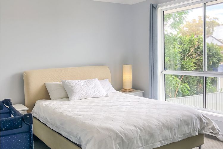 34a Lawson St – Spacious 4 bedroom house with ducted air con and wi-fi, backing onto Nelson Bay Golf Course