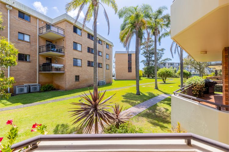 Kurranulla 3, 15-17 Weatherly Cl – unit on the ground floor with free Wi-Fi