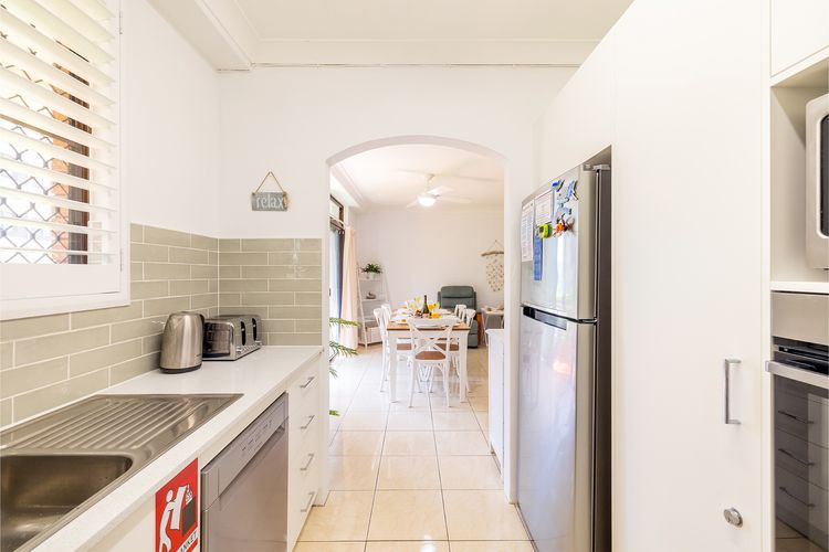 Kurranulla 3, 15-17 Weatherly Cl – unit on the ground floor with free Wi-Fi