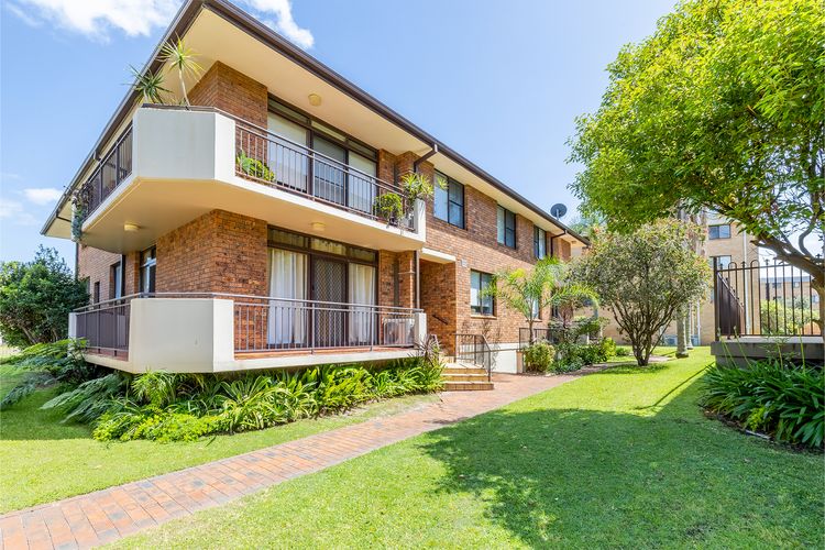 Kurranulla 3, 15-17 Weatherly Cl – unit on the ground floor with free Wi-Fi