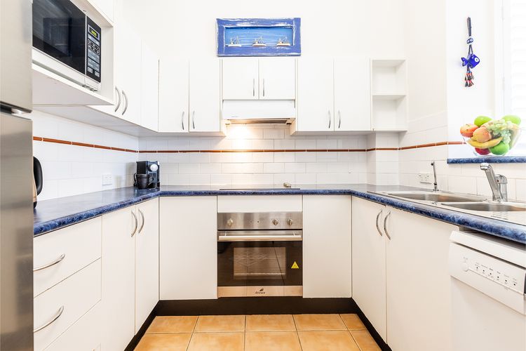 Coastal Paradise at Fore Dek 3, 17 Soldiers Point Road – water views, linen, Wi-Fi, Air Con