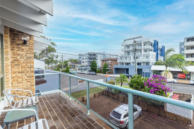 Coastal Paradise at Fore Dek 3, 17 Soldiers Point Road – water views, linen, Wi-Fi, Air Con