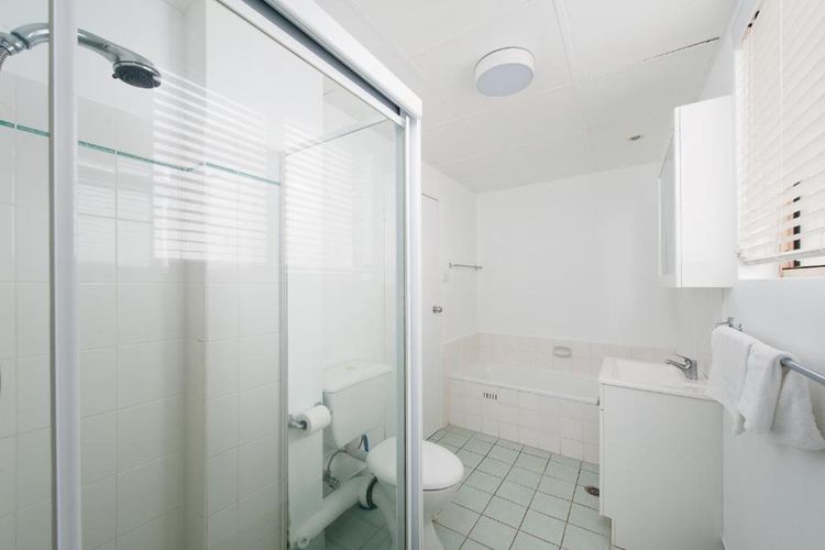 14 Del Rae, 25 Shoal Bay Road – Air con and Wifi