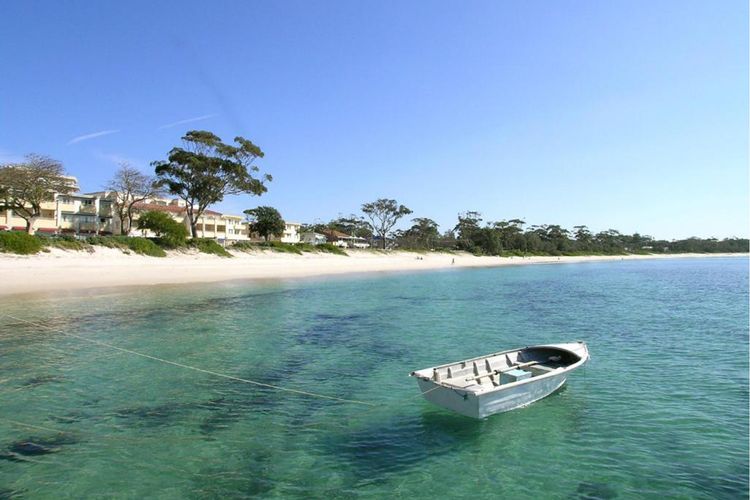 14 Del Rae, 25 Shoal Bay Road – Air con and Wifi