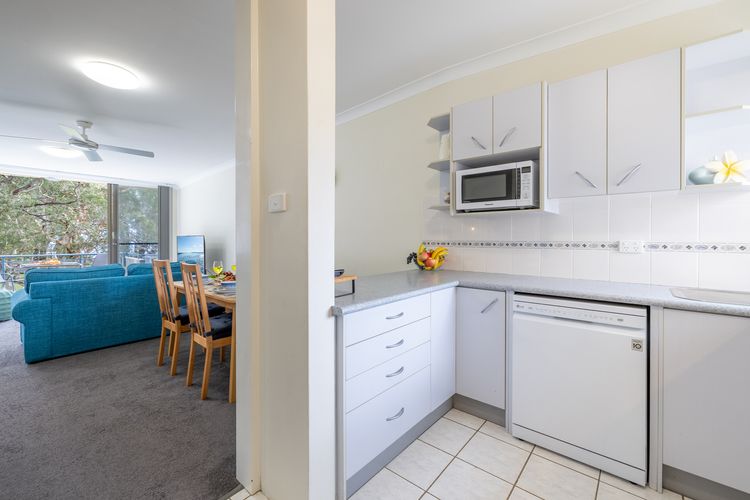Mistral Court, 15/17 Mistral Close – fantastic unit with wifi and water views