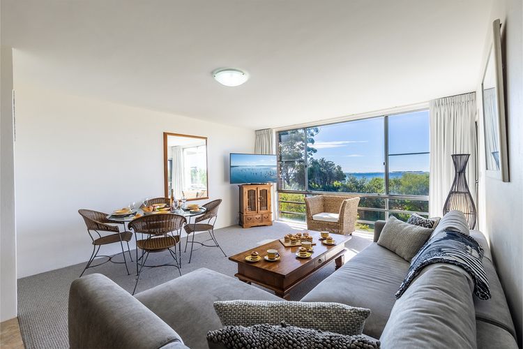 Shoalhaven, 2/28 Voyager Close – waterfront unit