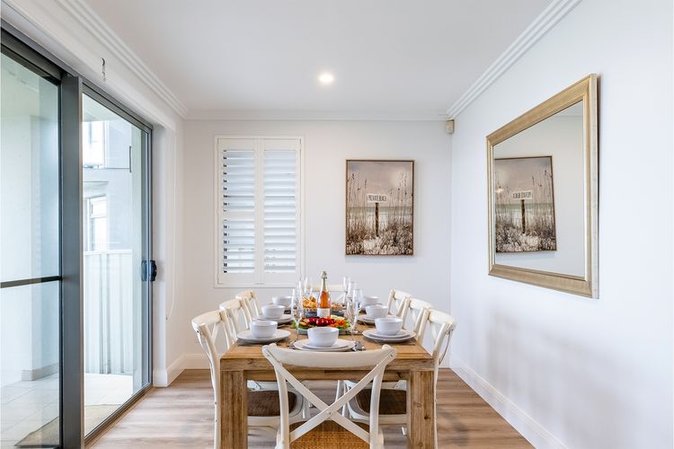 Seaview Splendour, 2/163 Soldiers Point Rd – waterfront stunning unit