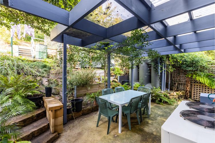 Sunset Jewel – 7a Cromarty Road, Soldiers Point – OCEAN VIEWS, BREATHTAKING SUNSETS, LINEN, AIR CON & Wi-Fi