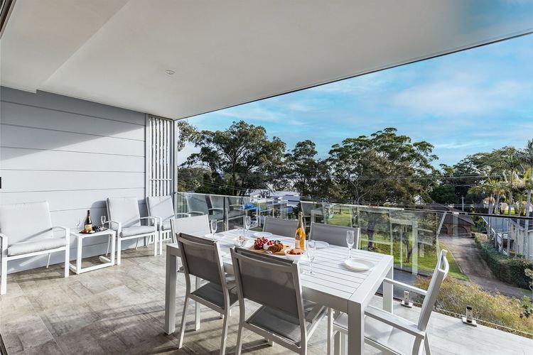 Sunset Jewel – 7a Cromarty Road, Soldiers Point – OCEAN VIEWS, BREATHTAKING SUNSETS, LINEN, AIR CON & Wi-Fi