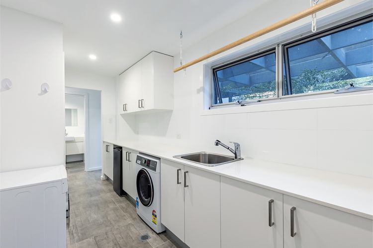 Sunset Jewel – 7a Cromarty Road, Soldiers Point – OCEAN VIEWS, BREATHTAKING SUNSETS, LINEN, AIR CON & Wi-Fi