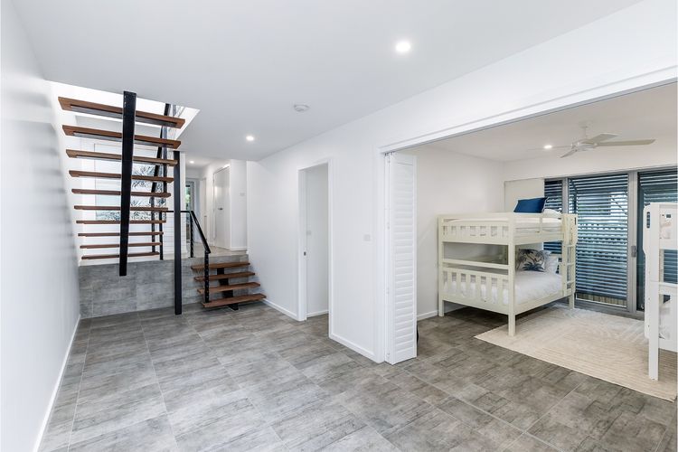 Sunset Jewel – 7a Cromarty Road, Soldiers Point – OCEAN VIEWS, BREATHTAKING SUNSETS, LINEN, AIR CON & Wi-Fi