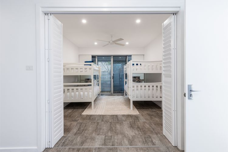 Sunset Jewel – 7a Cromarty Road, Soldiers Point – OCEAN VIEWS, BREATHTAKING SUNSETS, LINEN, AIR CON & Wi-Fi