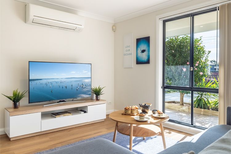 Akoya House, 122 Tomaree Rd – Pet friendly, linen,  air conditioning, WiFi and boat parking