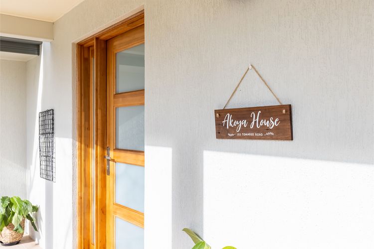 Akoya House, 122 Tomaree Rd – Pet friendly, linen,  air conditioning, WiFi and boat parking