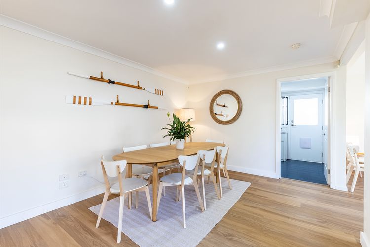 Akoya House, 122 Tomaree Rd – Pet friendly, linen,  air conditioning, WiFi and boat parking