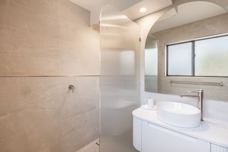 Intrepid, 13/3 Intrepid Cl – fantastic unit with stunning water views