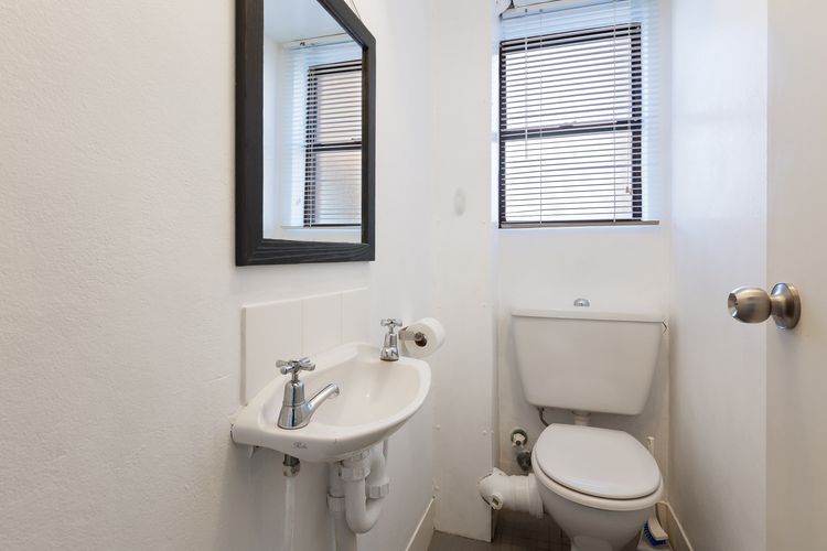 Intrepid, 13/3 Intrepid Cl – fantastic unit with stunning water views