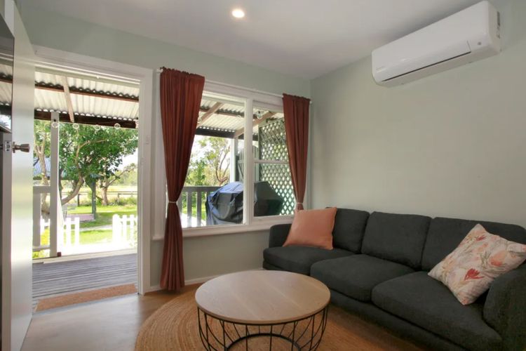 Sahara Trails ‘Cabin 2’ – WiFi, Air Conditioning, Horse Riding and much more !!