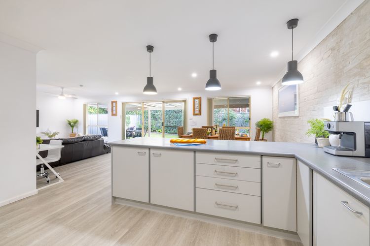 Fingal on Whitesands, 1/12 Whitesands Road – all on ground level with air con, wi-fi and boat parking