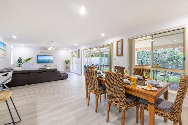 Fingal on Whitesands, 1/12 Whitesands Road – all on ground level with air con, wi-fi and boat parking