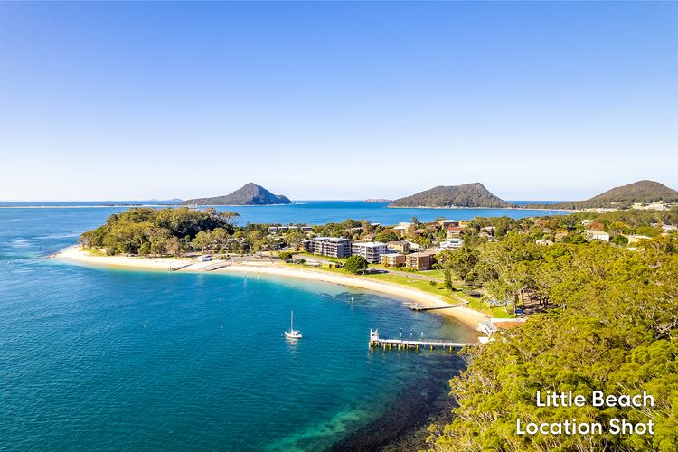 Bay Break, 1/25 Voyager Cl – 50 metres to the waters edge, lift and air conditioning