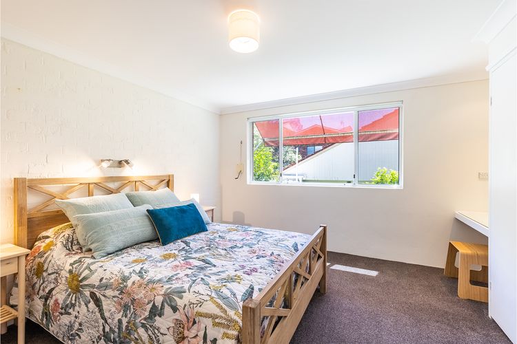 Sanctuary on Dutchies, 18 Gloucester Street – Water views, Air Conditioning, WiFi and Close To Town